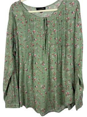 Suzanne Betro Sage Green Ditsy Floral Pleated Tie-Neck Rayon Blouse Plus Size 1X